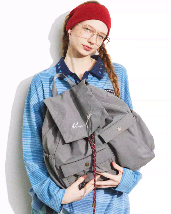 Momogigi Water-Resistant Nylon Large-Capacity Backpack