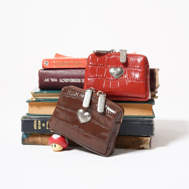 Momogigi Vintage Croc-Embossed Card Holder